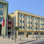 Reportan disparos al interior de hospital de Los Ángeles